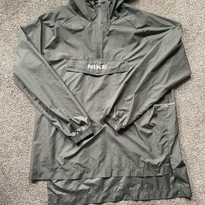 NIKE SPORTSWEAR JACKET